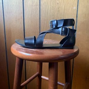 NWT Black Sandals